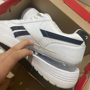 İki Ay İçinde Tabanı Ayrılan Reebok Ayakkabısı Güvenlik Tehlikesi