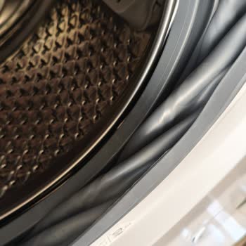 Defolu Çamaşır Makinesi Teslim Alındı, Değişim İçin 10.500 TL Ücret Talep Ediliyor