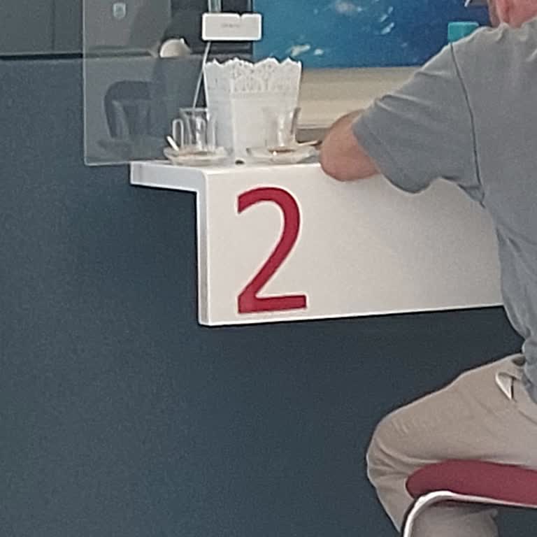 Karaman Şubesinde Hesap Kapatma İşlemi Saatlerce Bekletildi, Müşteri Ayrımcılığı