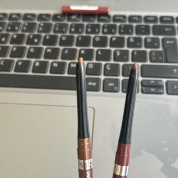 Kullanılmış L’Oreal Göz Kalemi Teslim Alındı, Hijyen Ve Sağlık Endişesi