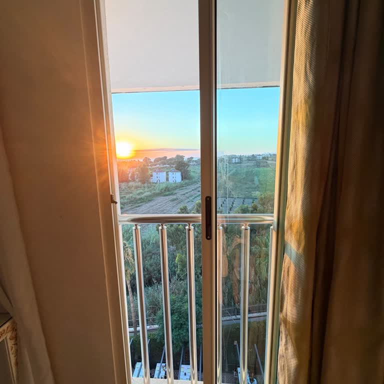 Balkonlu Oda Talebim Reddedildi, Jolly Ve Otel Çözüm Sunamadı
