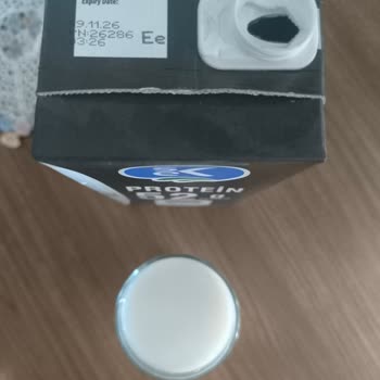 Tarih Geçmemiş Protein Sütünde Renk Bozukluğu Ve Sağlık Endişesi