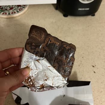 Nestle Bitter Çikolatasında Beyazlaşma Ve Şekil Bozukluğu