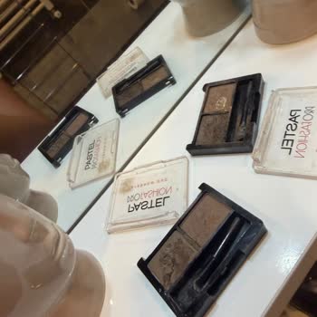 Pastel Kaş Farı Ambalajı Sürekli Kırılıyor, Çözüm Bekleniyor