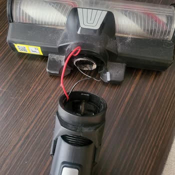 6 Ayda Tefal Süpürge Başlığı Kırıldı Garanti Dışı Ve 3600 TL Ücret Ödettirildi