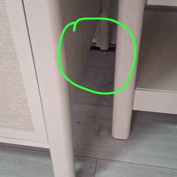 Dolapta Çoklu Kusurlar Ve Montaj Hatası, %50 İndirim Talebi