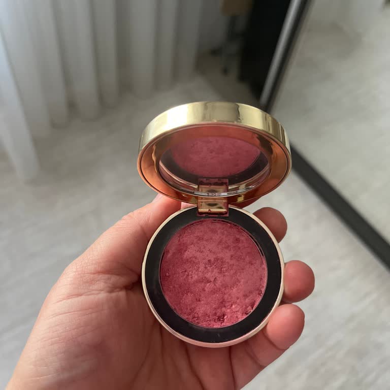 Yeni Aldığım YSL Allığı Açtığımda Kırılmıştı