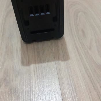 Volt Pil Batarya Elimde Ne Değerlerini Kanıtlayan Bir Etiket Ne De Garanti Belgesi Var