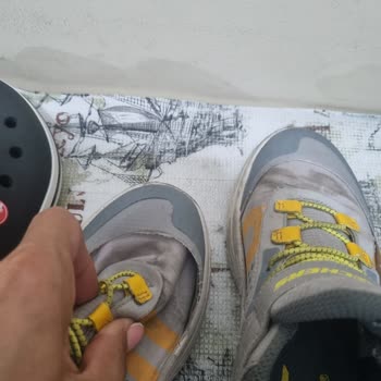 Skechers Basketbol Ayakkabısının File Parçasının Hızlı Yırtılması Ve Değişim Talebi