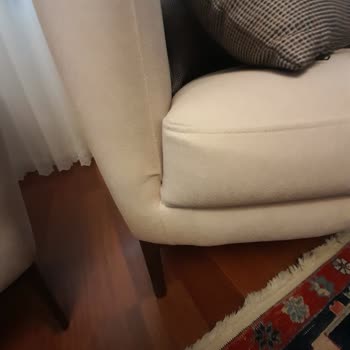 Uzun Süreli Kumaş Ve Döşeme Hataları Nedeniyle Koltuk Takımının Değiştirilmesi Talebi