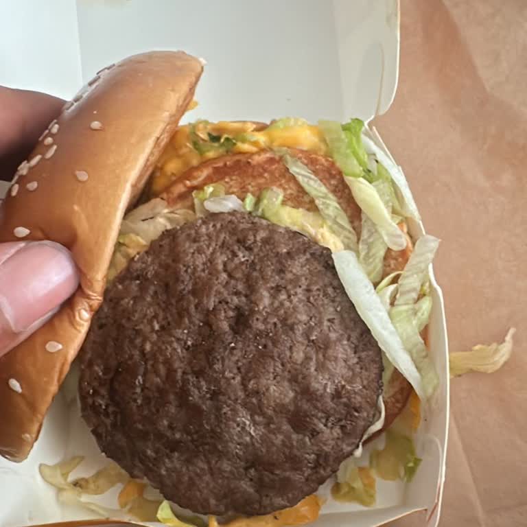Bozuk Burger Ve Eksik Sipariş Ürünleri İçin İade Talebi