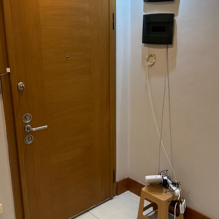 Kabloların Açıkta Bırakılması Ve Güvensiz Kurulum Şikayeti
