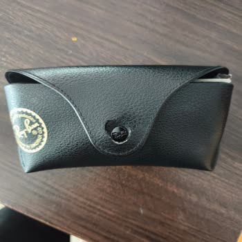 Rayban 3025 Kılıfı Çıtçıtı Kısa Sürede Yırtıldı, Ücretsiz Değişim Talebi