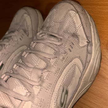 Skechers Ayakkabısında Kısa Sürede Deformasyon Ve Personelin Kaba Tutumu