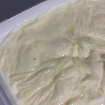 Tarihi Geçmemiş Bozuk Kaymaklı Tava Yoğurdu