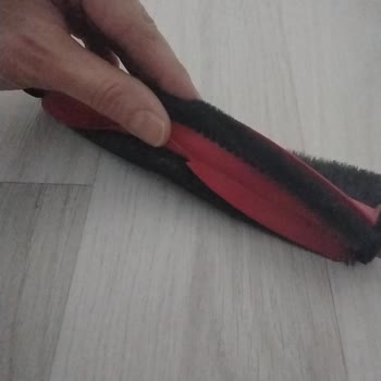 Roborock S8 Pro Ana Fırça Rulosunun 2 Ayda Yırtılması Ve Ücretsiz Değişim Talebi