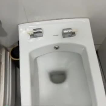 Creavit Klozet Kapağı Menteşesi Kırıldı!