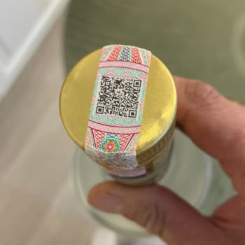 Tekirdağ Rakısında Böcek Görüldü Ve Sağlık Endişesi