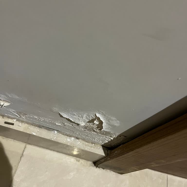 Hijyen Sorunlu Otel Ve Geciken İade