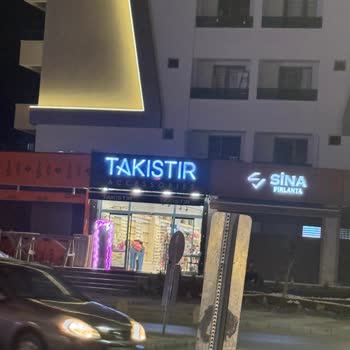 Topuz Tokasının İlk Kullanımda Kopması Ve Mağaza Değişim Reddine Karşı Şikayet