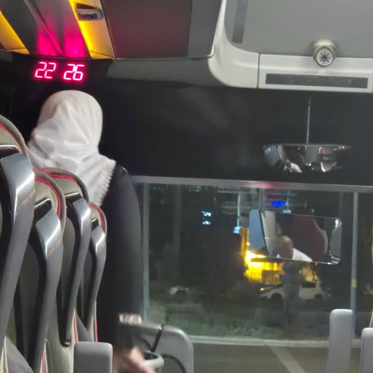 Motosiklet Nedeniyle 1,5 Saat Otobüste Bekletildik