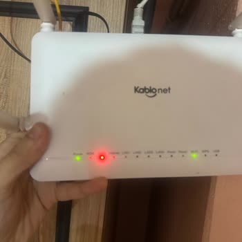 TÜRKSAT Modemde Sürekli Kırmızı Işık, İnternet Yok Ve Yanıtsız Müşteri Hizmetleri