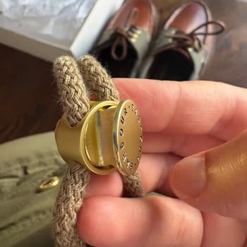 Barbour Ayakkabı Tek Kıvrım Yerinde Deri Kırıldı, Çanta Kapanmıyor, İade Süreci Zor