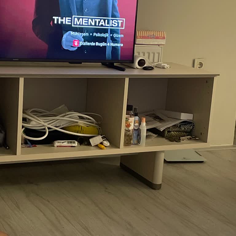 TV Ünitesi Kurulamadı Ve Eksik Parçalar, Koltuklar Yanlış Geldi