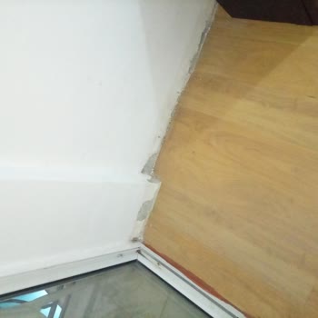 Deniz Manzaralı Oda Yok, Kirli Otelde Zorlandı Ve İade Bekliyor