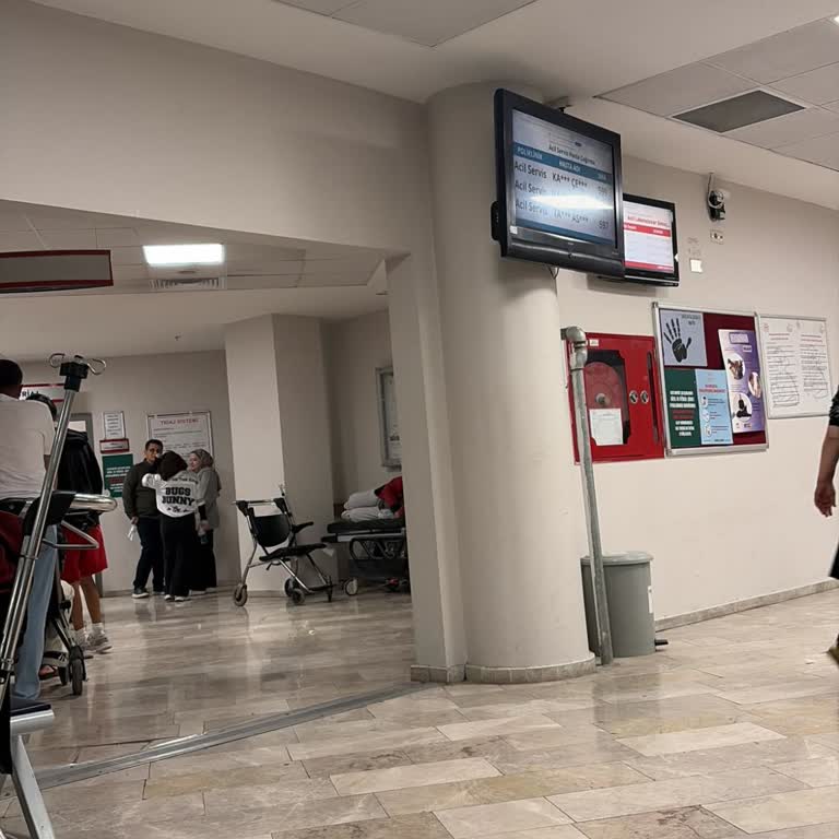 Gebelik Acilinde Doktorun İlgisiz Ve Saygısız Tavrı
