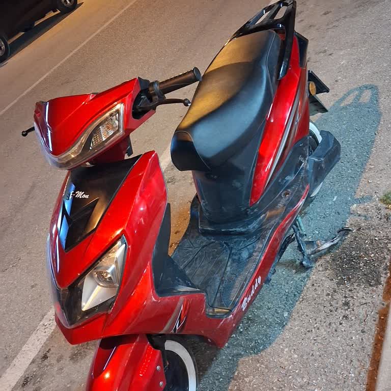 Mondial E-Moon Buddy Motorunda Ön Panel Yedek Parçası Bulunamıyor, Çizik Halde Kullanmak Zorunda