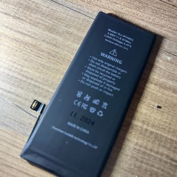 İPhone SE 3 Pil Değişiminde Sürekli Aşırı Isınma Ve Eski Tarihli Pil Sorunu