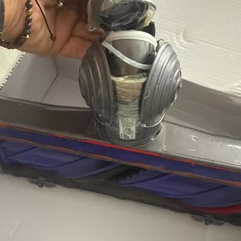 Dyson V8 Başlığının 11. Ayda Kırılması Garanti Dışında Tutuluyor
