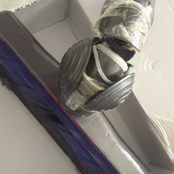 Dyson V8 Başlığının 11. Ayda Kırılması Garanti Dışında Tutuluyor