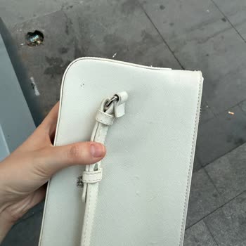 Beymen Beyaz Çanta Sapı Kırıldı, Mağaza Tamir Ve İade Sunmadı