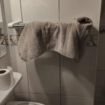 Kirli Ve Küflü Oda Şikayeti Ve Tam Ücret İadesi Talebi