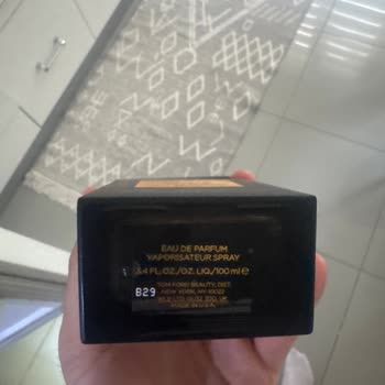 Exijo Reembolso Por Perfumes Tom Ford Ombre Leather y Vanille Fatale Falsos