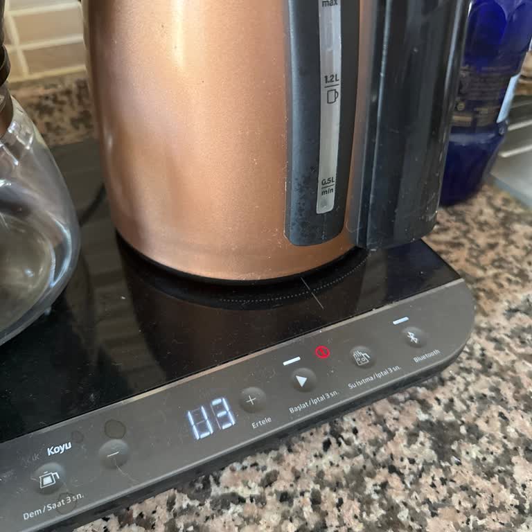 Beko Dem Deluxe Çay Makinesinde U0 Ve U3 Hataları Demleme İşlemini Engelliyor