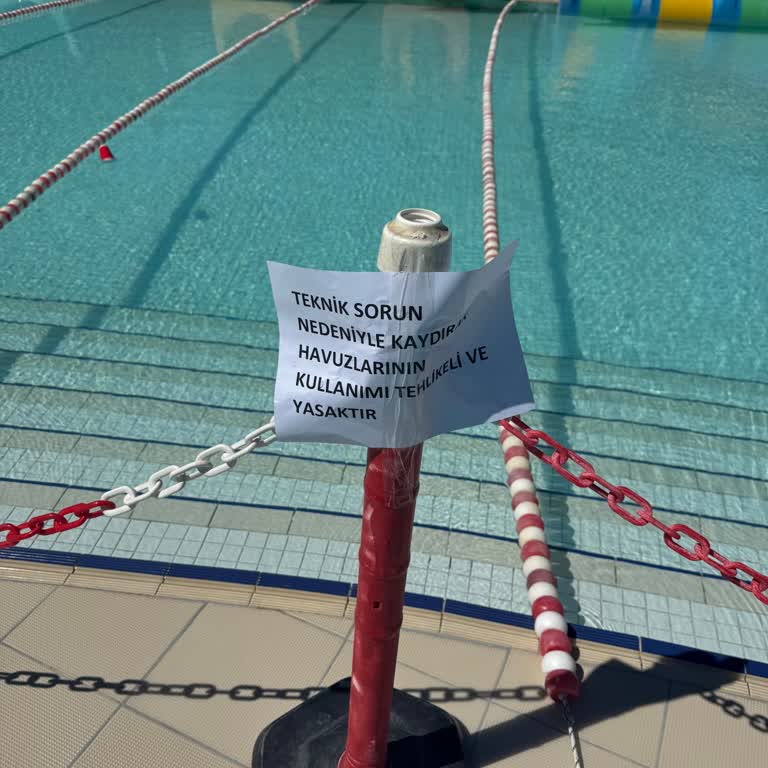 Kaydıraklar Kapalıyken Tam Ücret Alınması Ve Personelin Saygısız Tutumu