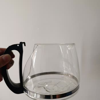 Cam Demlik Kırıldı, Yedek Parça Talebi