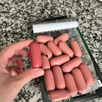 Beşler Sosisinin Renk Ve Kokusundaki Değişiklik Sağlık Endişesi Yaratıyor