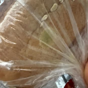 Küflü Ekmeğin Geri Ödemesi Reddedildi, Migros’un İlgisiz Tutumu