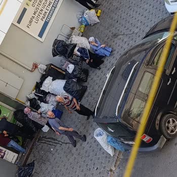Furpa Market Dışındaki Doa Makinesi Gürültüsü Ve Çöp Kirliliği İçin Taşınma Talebi