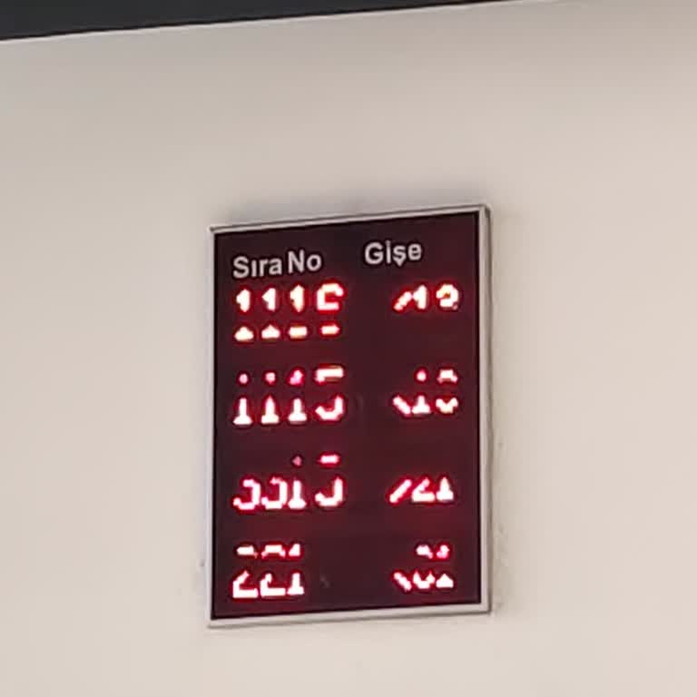 Ankara Ulus’ta Türk Telekom Gişesinde Uzun Bekleme Süresi Ve Personel Yetersizliği