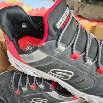 Boyner'den Alınan Skechers Çocuk Ayakkabısında Aynı Noktada İç Topuk Yırtılması