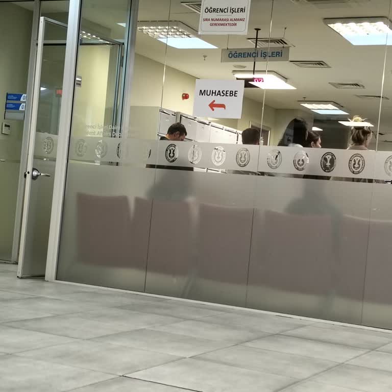 Esenyurt Üniversitesi Öğrenci İşlerinde Muafiyet Belgesi Alımında Keyfi Gecikme Ve Saygısız Tutum