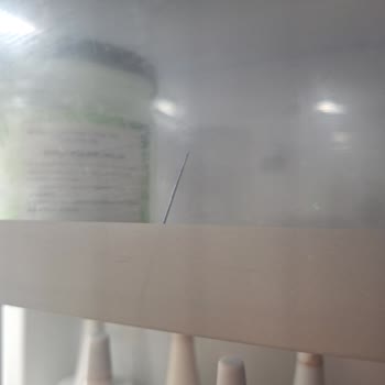 Buzdolabı Kapakları Çatlıyor Ve Garanti Kapsamı Dışında Servis Ücreti Talebi