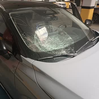 Nissan Qashqai Cam Değişiminde 1,5 Aylık Bekleme Ve Tazminat Talebi