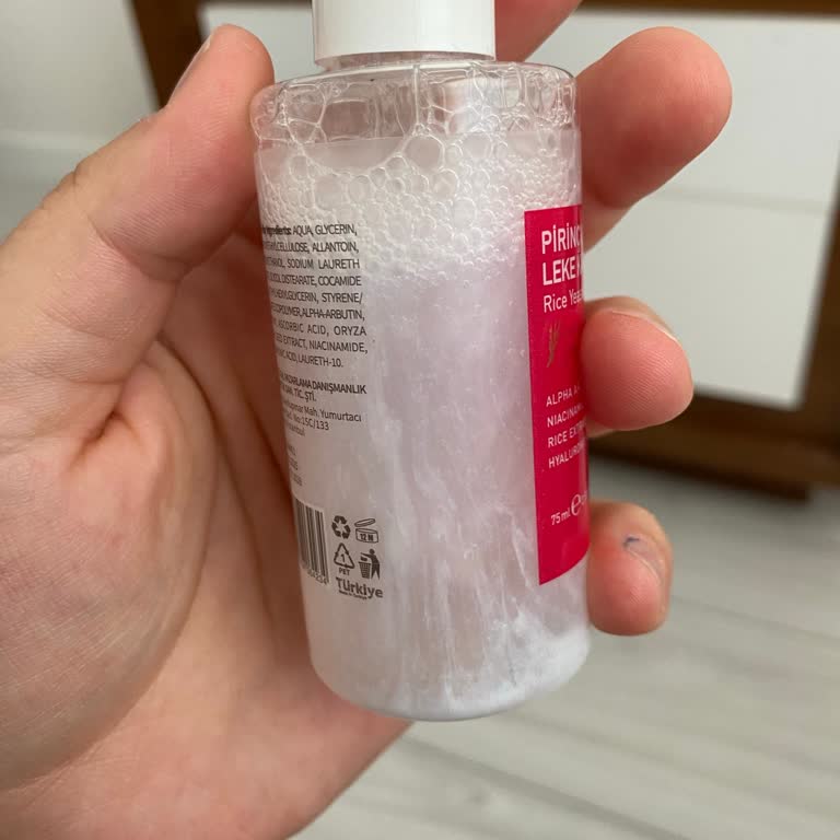 Bozulmuş Serum Kıvamı Ve Artan Sivilceler Nedeniyle Değişim Talebi