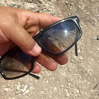 Rayban Gözlüğünde Renk Atması Ve Değişim Reddi